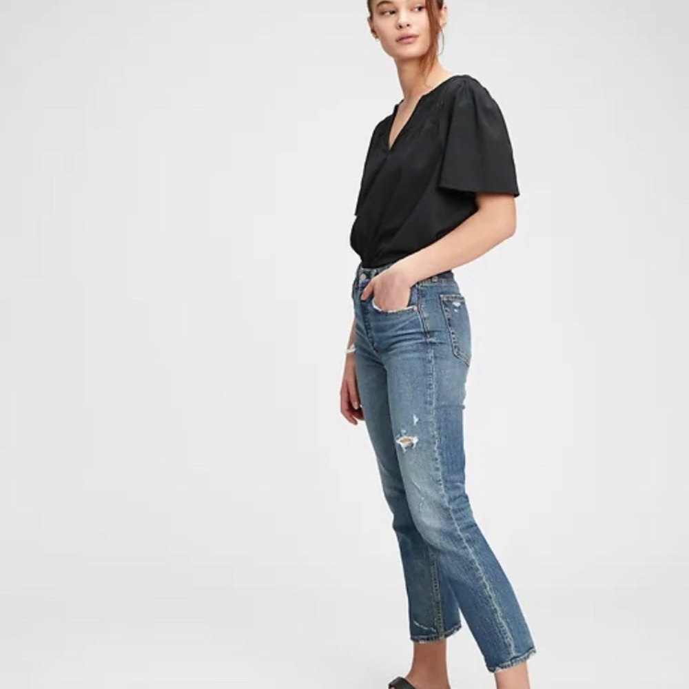 Smocked Flutter Sleeve T-Shirt - Picture 10 of 14